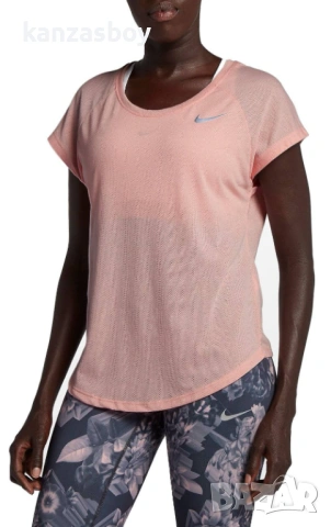 NIKE - страхотна дамска тениска ХС