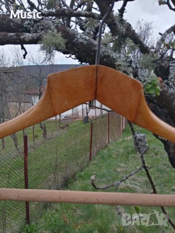 Масивна луксозна закачалка за дрехи лакирано дърво , снимка 2 - Антикварни и старинни предмети - 40643864