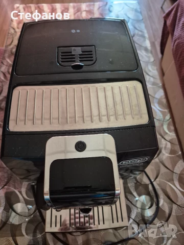 Предлагам кафеавтомат Делонги динамика ECAM 350.50.B, снимка 4 - Кафемашини - 51005735