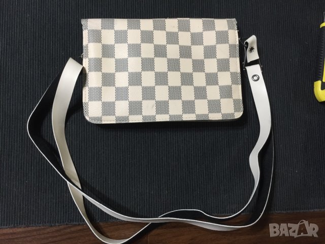 Малка чантичка Louis Vuitton, снимка 5 - Чанти - 42400023