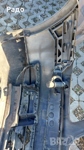 Предна броня за vw touran , снимка 7 - Части - 52849031
