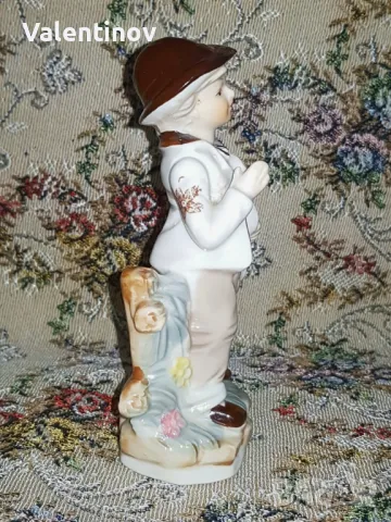Старинна порцеланова статуетка , снимка 4 - Статуетки - 49153750