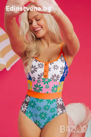 Дамски цял бански с флорален принт и тънки презрамки, снимка 1