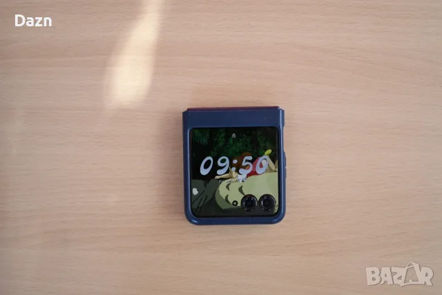 Motorola Razr 60 256GB.  Гаранция А1
