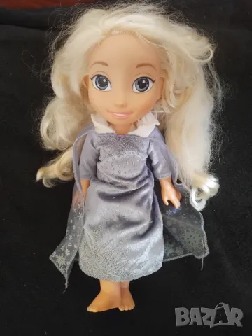 Кукла Frozen пеещата Елза, снимка 3 - Кукли - 49310777