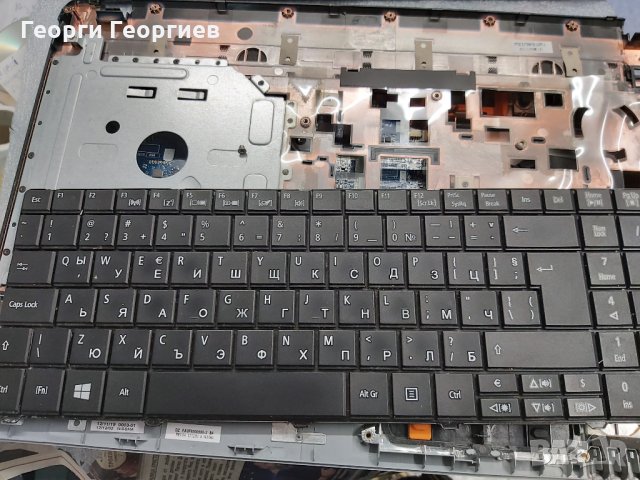 Продавам лаптоп на части ACER ASPIRE E1-531G, снимка 4 - Лаптопи за дома - 32023352