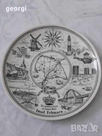 Немска декоративна порцеланова чиния , снимка 1 - Колекции - 31578724