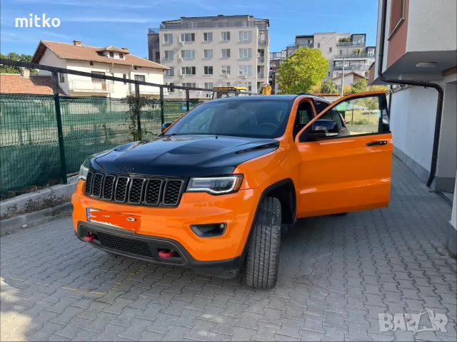 Jeep Grand Cherokee, снимка 4 - Автомобили и джипове - 56448394