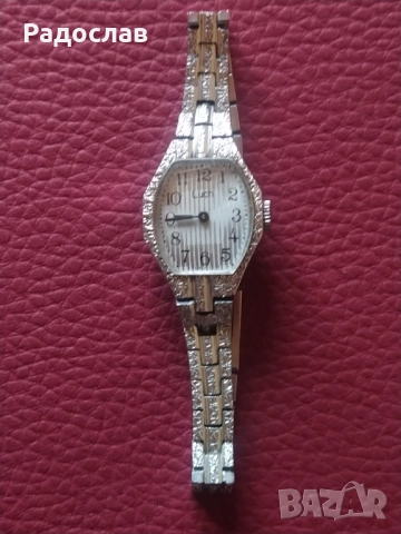 работещ дамски часовник Луч, снимка 3 - Дамски - 52033671
