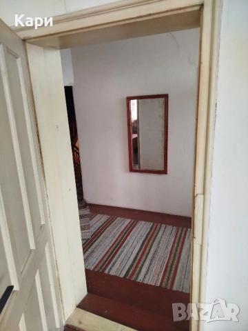  Просторна къща с двор 2600 кв.м в центъра на с. Морава – 27 500 €, снимка 10 - Къщи - 53917617