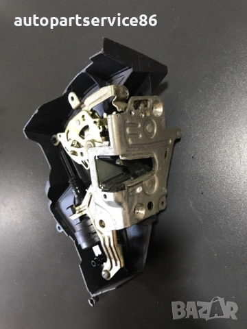 Заключващ механизъм за задна дясна врата за Mercedes C Class, W202 (2001) 2027330208