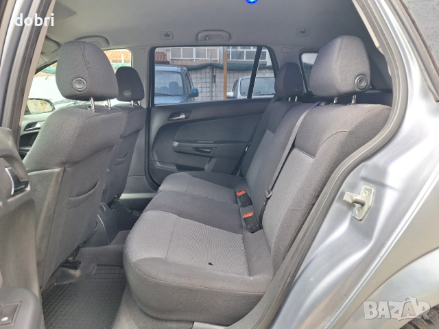 Опел астра 1.6i Navi климатик фейслифт 2008г., снимка 10 - Автомобили и джипове - 54042439