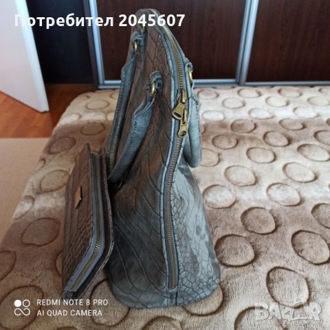Продавам запазен комплект дамска чанта и портфейл Penelope&Monica Cruz, снимка 2 - Чанти - 31285500