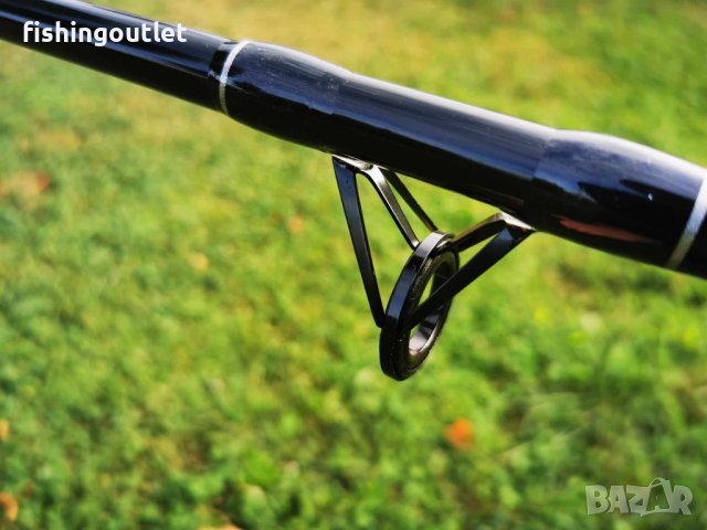 Комплект две дънни въдици с акция до 400гр и две макари YF 10 000.Нови, снимка 5 - Въдици - 34177206