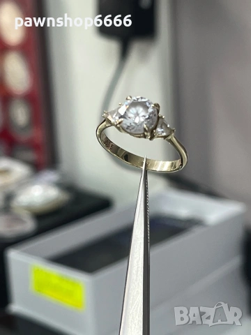 Златен пръстен 14 карата 3,73 грама , снимка 4 - Пръстени - 53315867