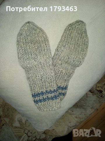 Ръчно плетени детски чорапи от вълна, снимка 2 - Чорапи - 38726824