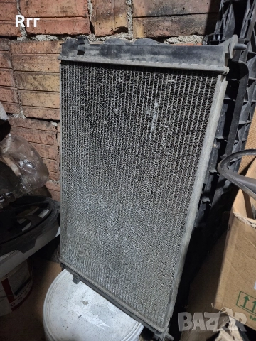 Воден радиатор пежо ситроен 3.0 бензин v6, снимка 2 - Части - 52963841