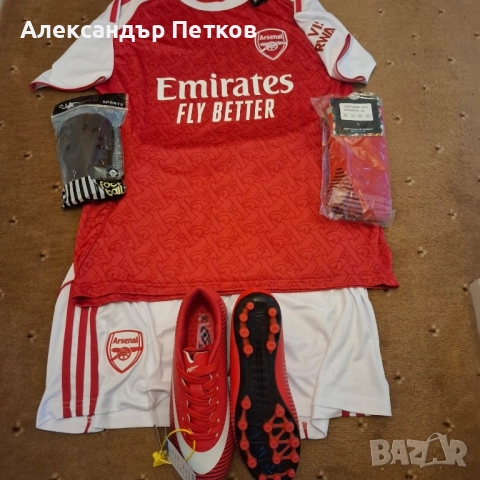 Футболен екип на Арсенал