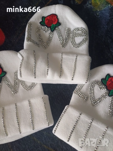 Детска шапка за момиче, снимка 3 - Шноли, диадеми, ленти - 53111103