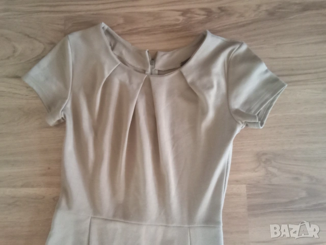 Дамска рокля Reserved / размер М, снимка 6 - Рокли - 53031744