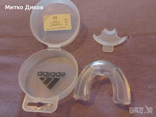 ADIDAS марков КОМПЛЕКТ ЗА БОКС V2: РЪКАВИЦИ, БОКСОВИ БИНТОВЕ- два по 2.5 м, ПРОТЕКТОР ЗА УСТА , снимка 9 - Бокс - 56094937