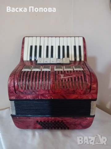 Акордеон Велтмайстер 40 баса