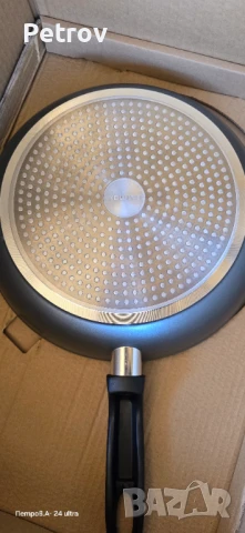 комплект от 3 чисто нови тигана , снимка 8 - Съдове за готвене - 50974140