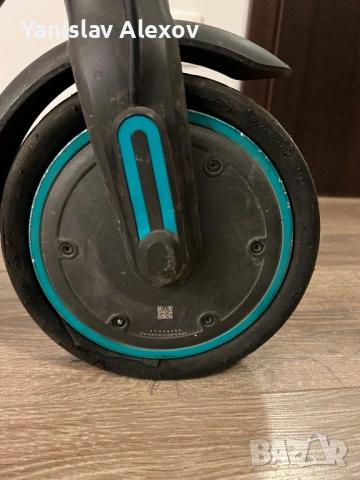 Mi Electric Scooter Pro 2 Mercedes-AMG Petronas F1 Team Edition, снимка 4 - Друга електроника - 53938577