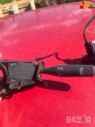 Лостчета мигачи и чистачки Пежо Експерт, снимка 6 - Части - 50131089