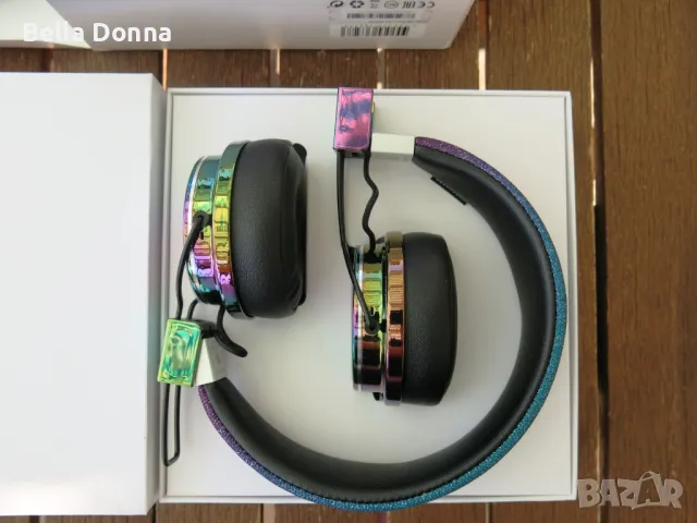 Безжични блутут слушалки Urbanears - Plattan 2, Tove-Lo Edition, снимка 10 - Bluetooth слушалки - 47651301