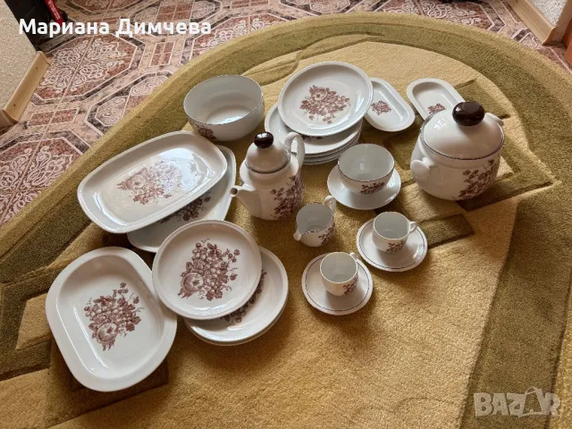 Немски порцеланов сервиз за хранене, снимка 2 - Сервизи - 48547099