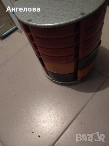 Въртяща стойка за болчета и гайки, снимка 4 - Други стоки за дома - 52558479