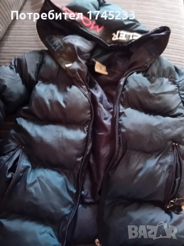 Яке Moncler, снимка 3 - Детски якета и елеци - 51626853