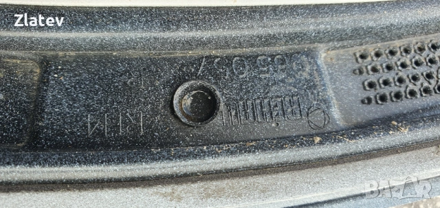 Оригинална лайсна вежда за AUDI Q3 F, снимка 9 - Части - 54236496