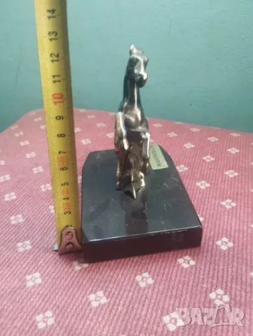 Статуетка кон, снимка 5 - Антикварни и старинни предмети - 48891767