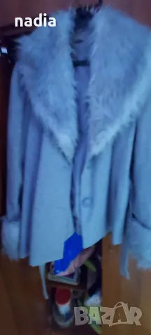 Дамско яке с голяма яка