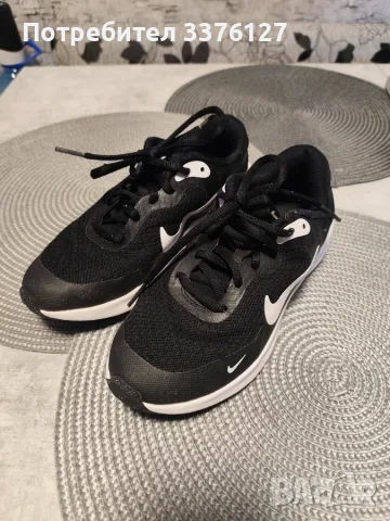 Детски маратонки Nike, снимка 6 - Детски маратонки - 56060844
