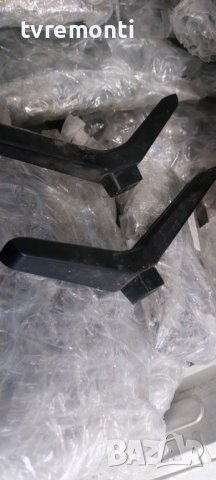 оригинална стойка за телевизор SKYWORTH модел 32S3A32G