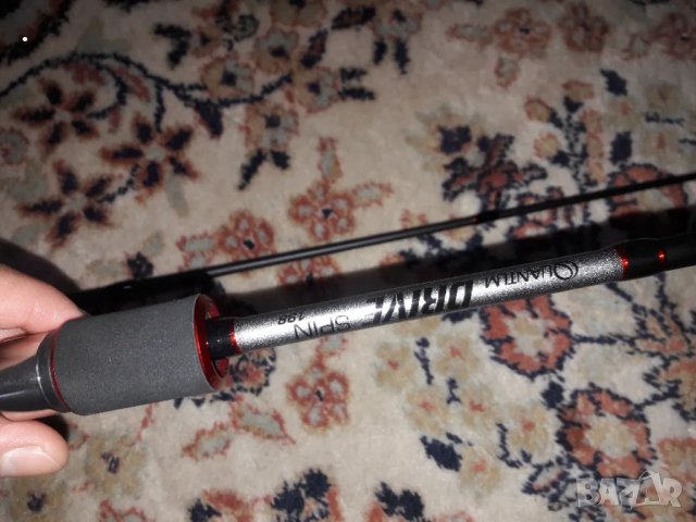 Спининг въдица Quantum Drive Spin, снимка 4 - Въдици - 48353627