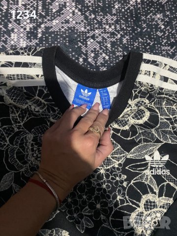 Adidas, снимка 3 - Спортни екипи - 42914736