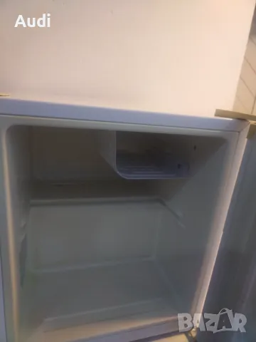 Хладилник тип мини бар EXQUISIT Общ полезен обем 46 литра.  Хладилна камера с обем 42 литра. Фризерн, снимка 10 - Хладилници - 49745894