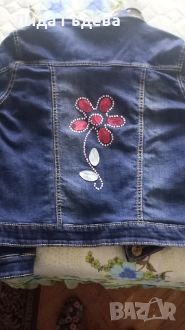 Дънкино яке, снимка 2 - Якета - 54363240