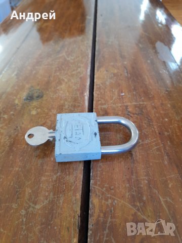 Стар катинар Метал