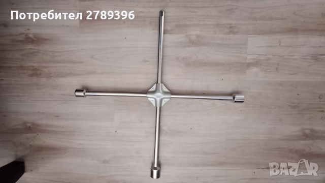 камионски кръстат ключ за гуми, снимка 2 - Ключове - 51461675