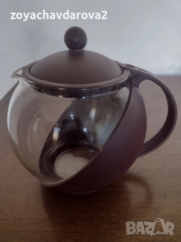 СТЪКЛЕНА КАНА ЗА ЧАЙ