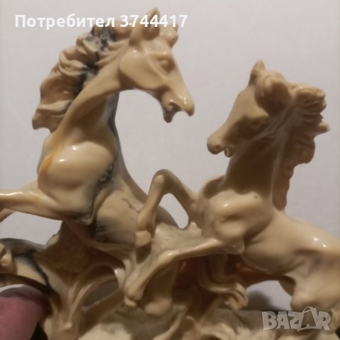 Уникална-Изключителна красива топ находка,фигурка статуетка на изящни коне., снимка 15 - Статуетки - 44344199