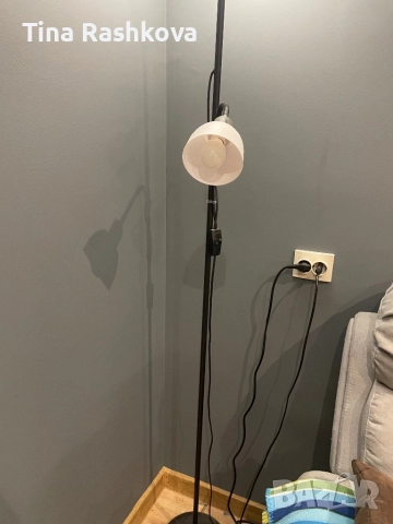 Стояща лампа, снимка 2 - Настолни лампи - 52565303