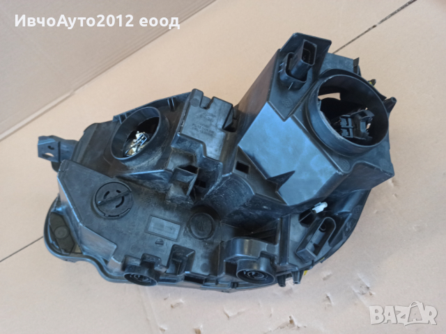 Фар десен оригинален 90146218 Peugeot partner Rifter 2019г Пежо Партнер рифтер, снимка 7 - Части - 44683106