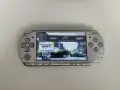 Хакнат Sony PSP 2004 + 64GB карта с 40 игри , снимка 5