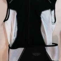 Протектор за гръб UVEX протекторна жилетка, снимка 2 - Спортна екипировка - 32101784